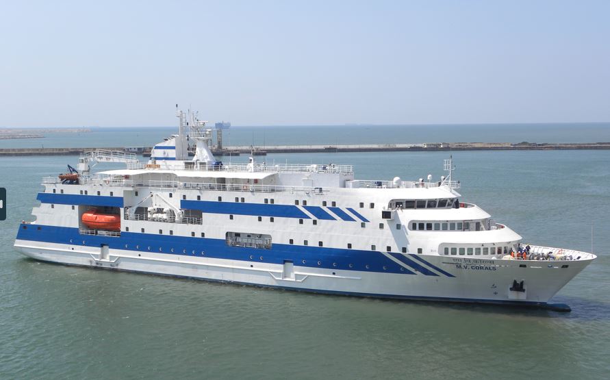 400 Passenger Cum 250T Vessel