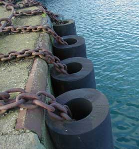 Cylindrical Rubber Fenders