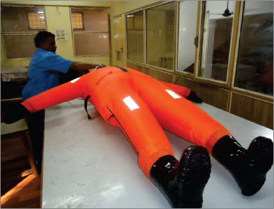 SERVICES IMMERSION SUIT